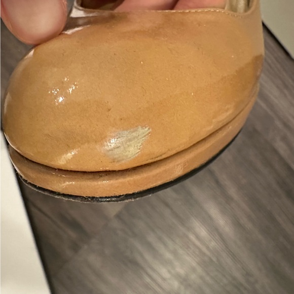 STUART WEITZMAN Nude Platform Pumps Patent Leather Size 6 - Picture 8 of 8